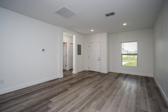 309 Clermont Dr, Unit 309 Clermont Drive Unit A &  B in Kissimmee, FL - Building Photo - Building Photo