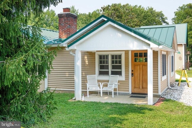 property at 1138 Bay Ridge Rd