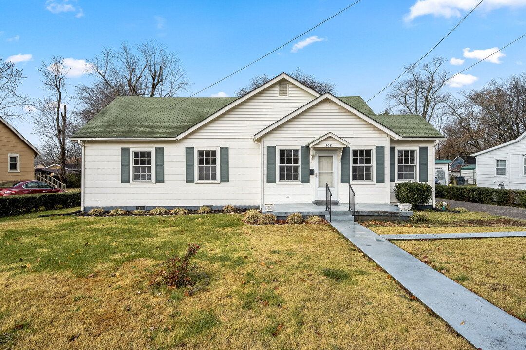 308 1st Ave in Murfreesboro, TN - Building Photo