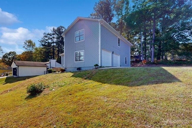 2703 Laurel View Dr in Snellville, GA - Building Photo - Building Photo