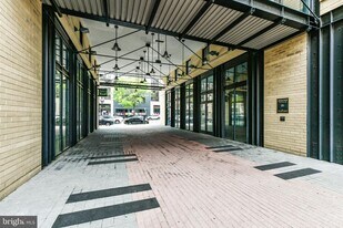 2125 14th St NW in Washington, DC - Building Photo