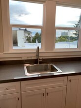1732 6th Ave in Oakland, CA - Building Photo - Building Photo