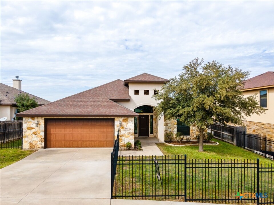 5405 Fiesta Oak Dr in Killeen, TX - Building Photo