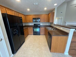 1008 Shire Dr in Nashville, TN - Building Photo - Building Photo