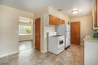 2959 Locke Ave SW in Grandville, MI - Building Photo - Building Photo