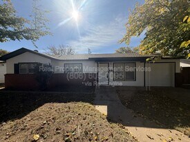 2121 73rd St in Lubbock, TX - Building Photo