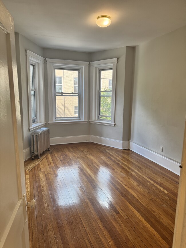 45 Hemenway St, Unit 19 in Boston, MA - Building Photo - Building Photo