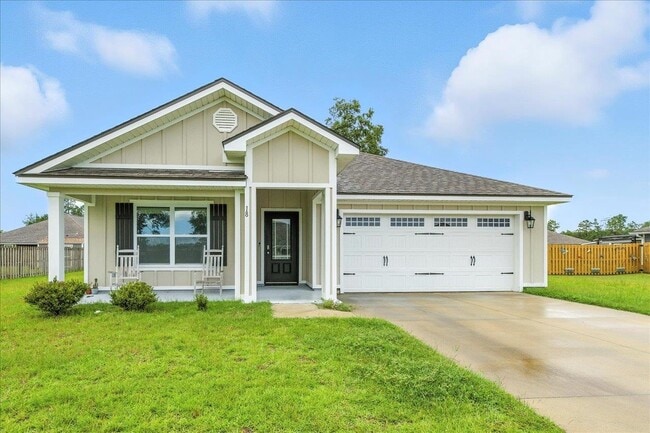 property at 18 E Sycamore Trl