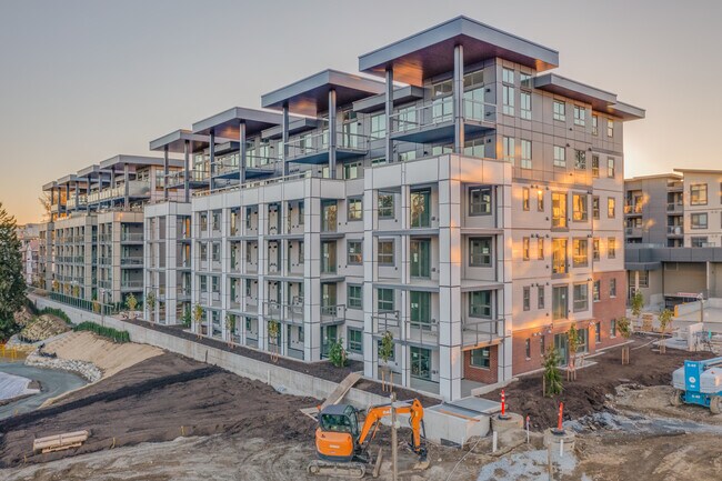 North & South Village Suites Apartments in Abbotsford, BC - Building Photo - Building Photo