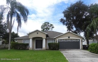 740 Montrose St SE in Palm Bay, FL - Building Photo