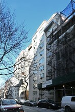 15 W 84th St in New York, NY - Foto de edificio - Building Photo