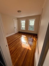 24 Burgess St in Methuen, MA - Building Photo - Building Photo