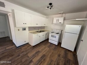 1224 Kentucky St in El Paso, TX - Building Photo - Building Photo