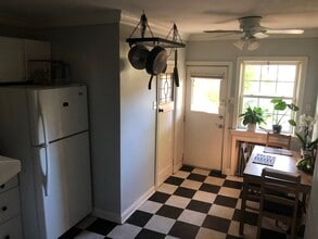 3229 Almond St in Philadelphia, PA - Building Photo - Building Photo
