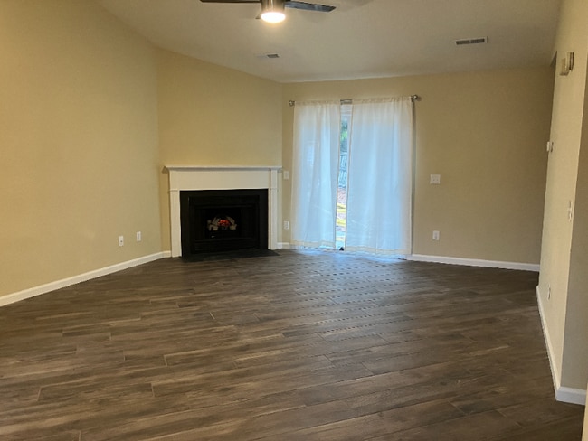 800 Deer Haven Ct in Wilmington, NC - Foto de edificio - Building Photo