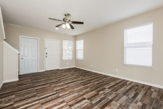 12614 Montford Ln in Riverview, FL - Building Photo - Building Photo