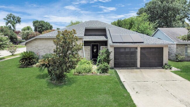2638 S Camden Pkwy in Houston, TX - Building Photo - Building Photo