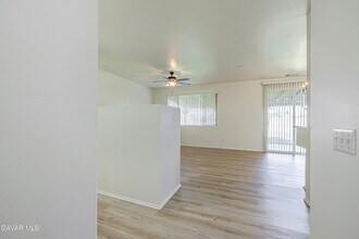 45858 Coventry St in Lancaster, CA - Building Photo - Building Photo