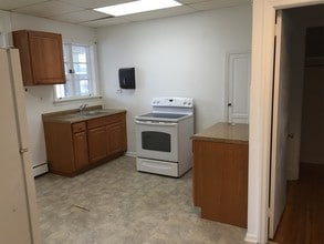 524 E Lincoln Hwy-Unit -1R in Coatesville, PA - Building Photo - Building Photo