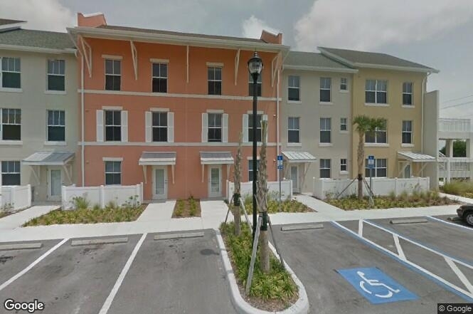 Branton Village II in Bradenton, FL - Foto de edificio