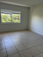 515 S Sequoia Dr in West Palm Beach, FL - Building Photo - Building Photo