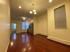 519 Palisade Ave in Jersey City, NJ - Building Photo - Building Photo
