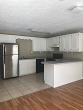 110 David Keith Ln in Saltillo, MS - Foto de edificio - Building Photo