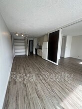 1655 Makaloa St in Honolulu, HI - Building Photo - Building Photo