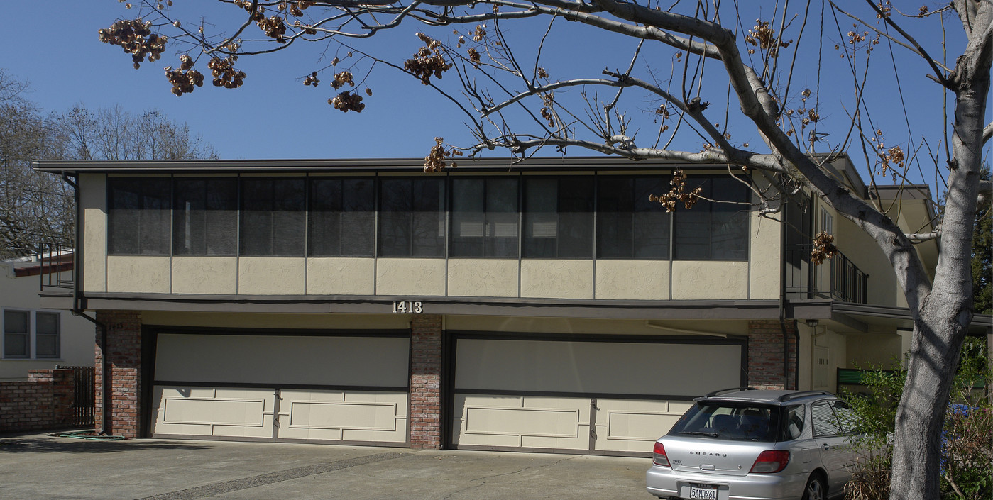 1413 Bay St in Alameda, CA - Building Photo