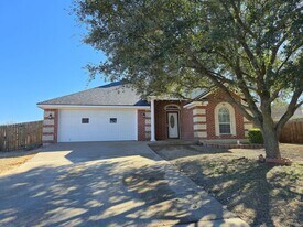 10505 Granada Dr in Waco, TX - Building Photo