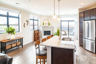 West Washington Place in Madison, WI - Building Photo