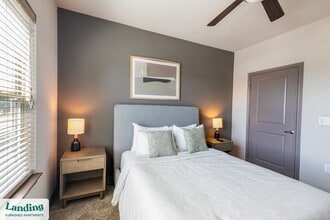 650 S Main St, Unit 1445 in Fort Worth, TX - Foto de edificio - Building Photo