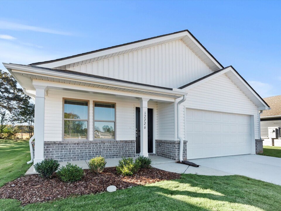 17726 EMMA JO LN in Athens, AL - Building Photo