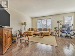 14 Glenview Ave in Toronto, ON - Building Photo - Building Photo