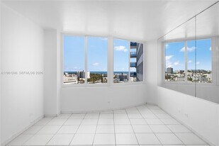 7441 Wayne Ave in Miami, FL - Building Photo