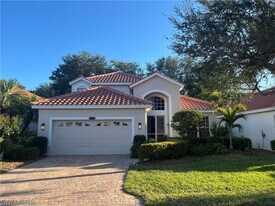 8824 Ventura Way in Naples, FL - Building Photo