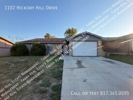 1102 Hickory Hill Dr in Arlington, TX - Building Photo