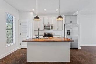 3552 Knight Ln in Lake Charles, LA - Building Photo - Building Photo