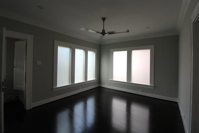 1223 W Gray St in Houston, TX - Building Photo - Building Photo