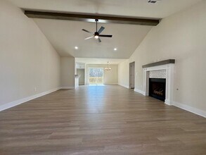 69 Stoneykirk Dr in Bella Vista, AR - Building Photo - Building Photo