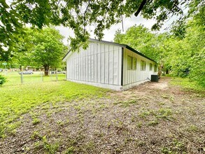 5206 Regency Cove in Austin, TX - Building Photo - Building Photo