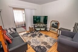 115 Windsor Rd, Unit 1 in Medford, MA - Building Photo