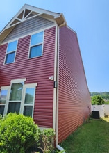 2041 Leeds Ln in Nashville, TN - Building Photo - Building Photo