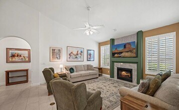 2243 E Cortez Dr in Gilbert, AZ - Building Photo - Building Photo