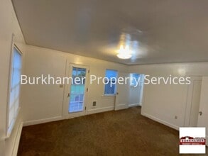 203 E Broadway Ave in Montesano, WA - Building Photo - Building Photo