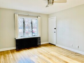 5 W 1st St in Bayonne, NJ - Building Photo - Building Photo