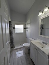 4431 SE 19th Ave in Cape Coral, FL - Building Photo - Building Photo