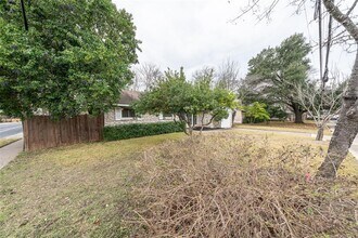 1621 Wheless Ln in Austin, TX - Building Photo - Building Photo