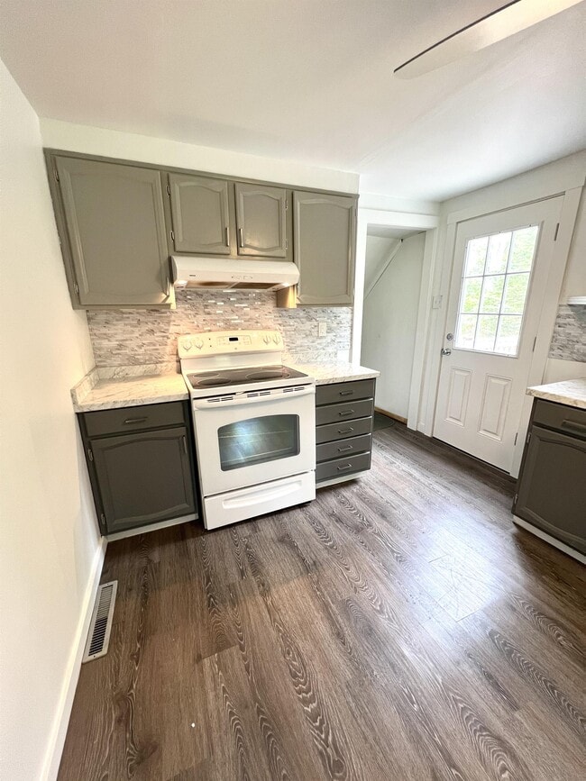 3707 Northern Pike in Monroeville, PA - Building Photo - Building Photo
