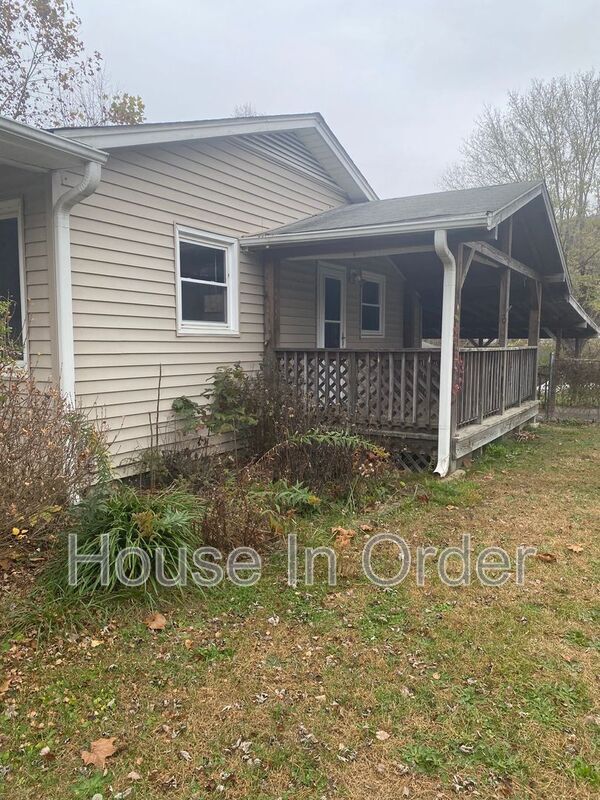 709 Old US Hwy 70 in Swannanoa, NC - Building Photo - Building Photo